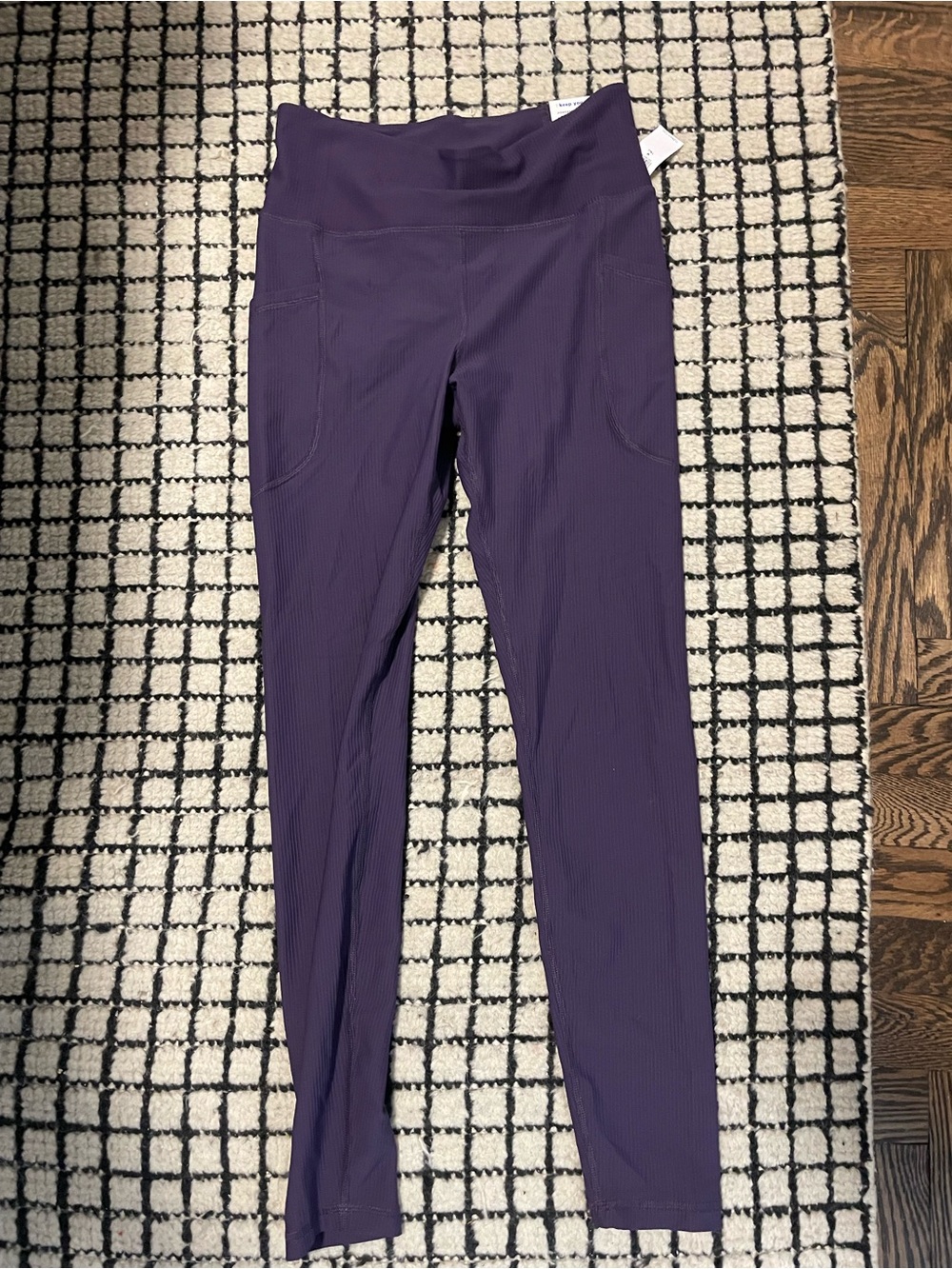 Old Navy Purple High-Rise PowerSoft Leggings, tags on
